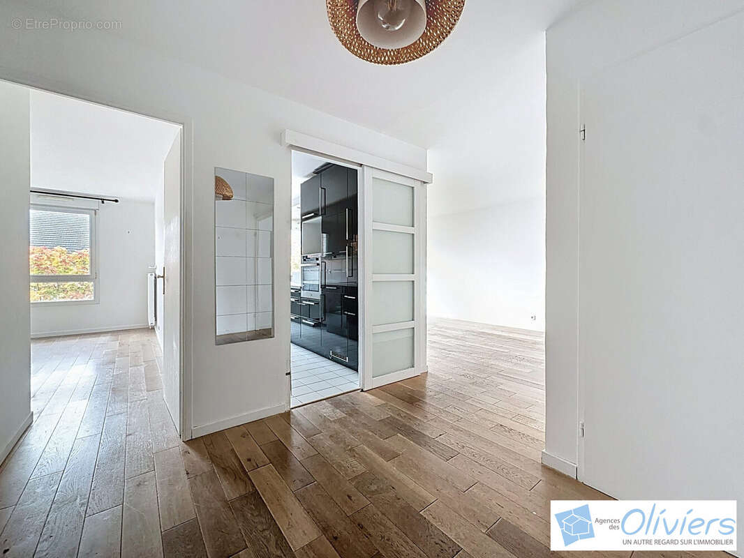 Appartement à MONTIGNY-LE-BRETONNEUX