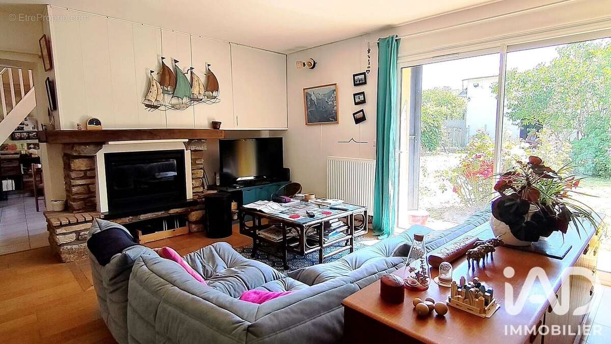 Maison 121 m² à Saint-Sulpice-La-Foret  - photo 8