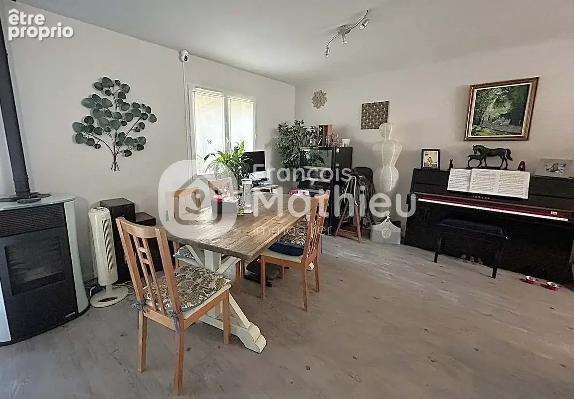 Dagneux - Maison T5 avec garage et terrain - photo 7