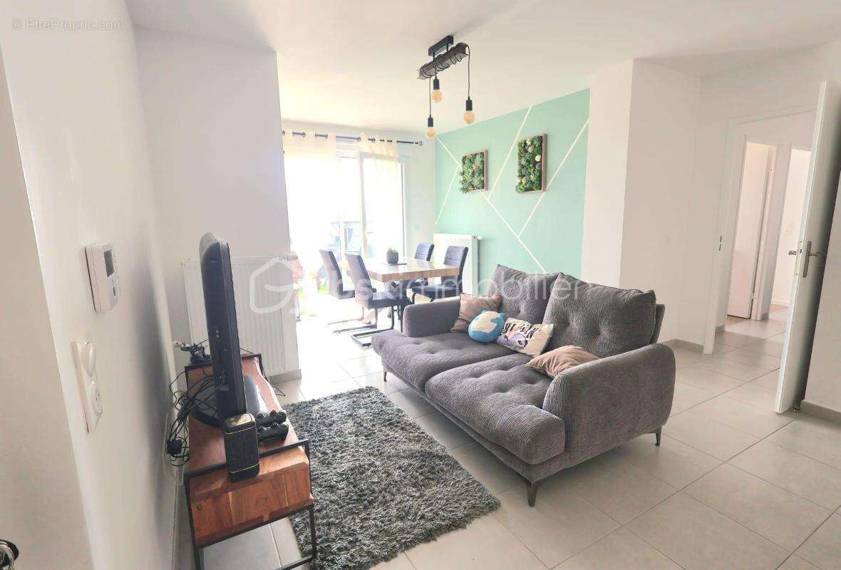 Appartement à CHESSY