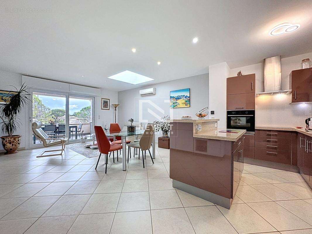 Appartement à SAINT-RAPHAEL