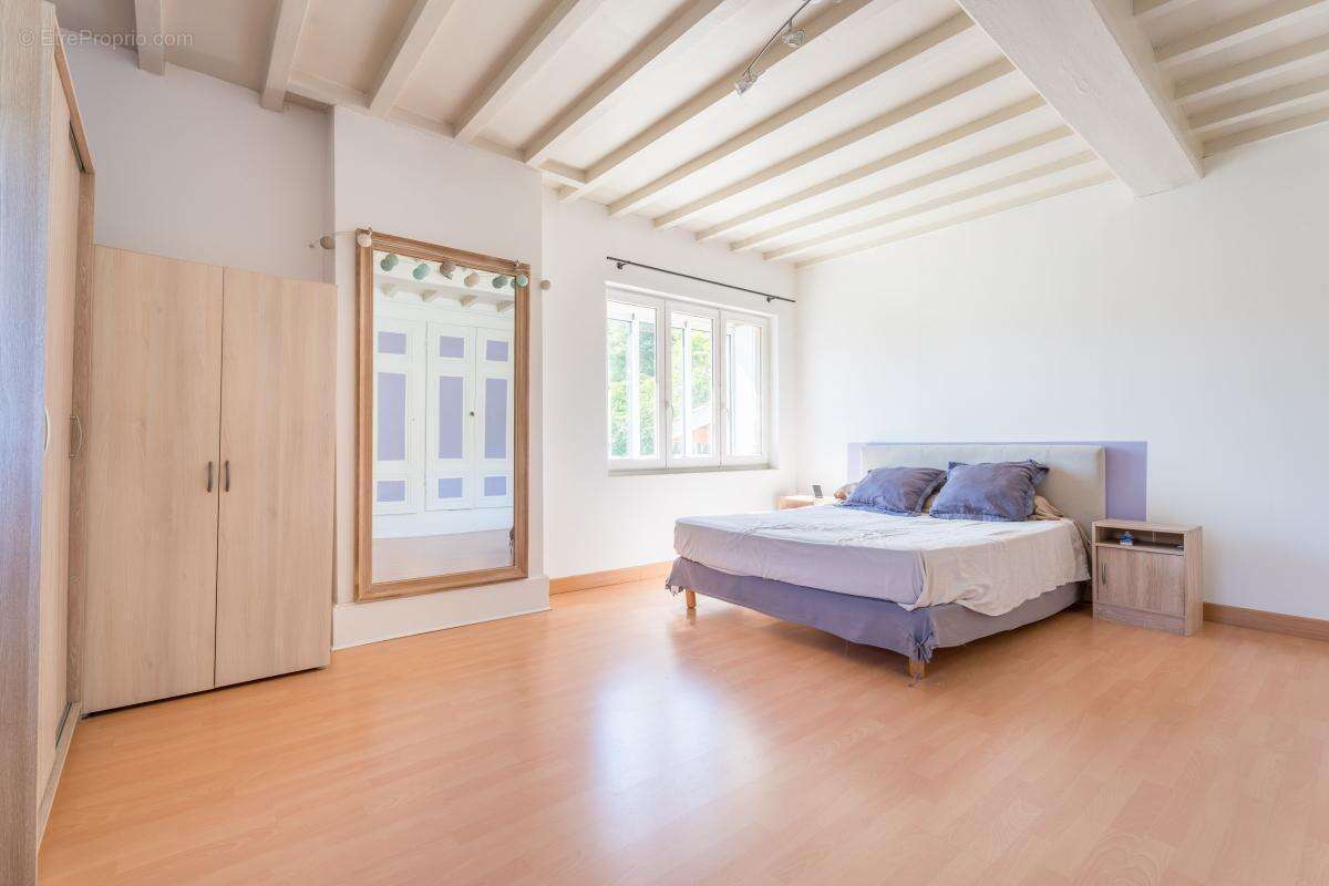 Appartement à SAIN-BEL