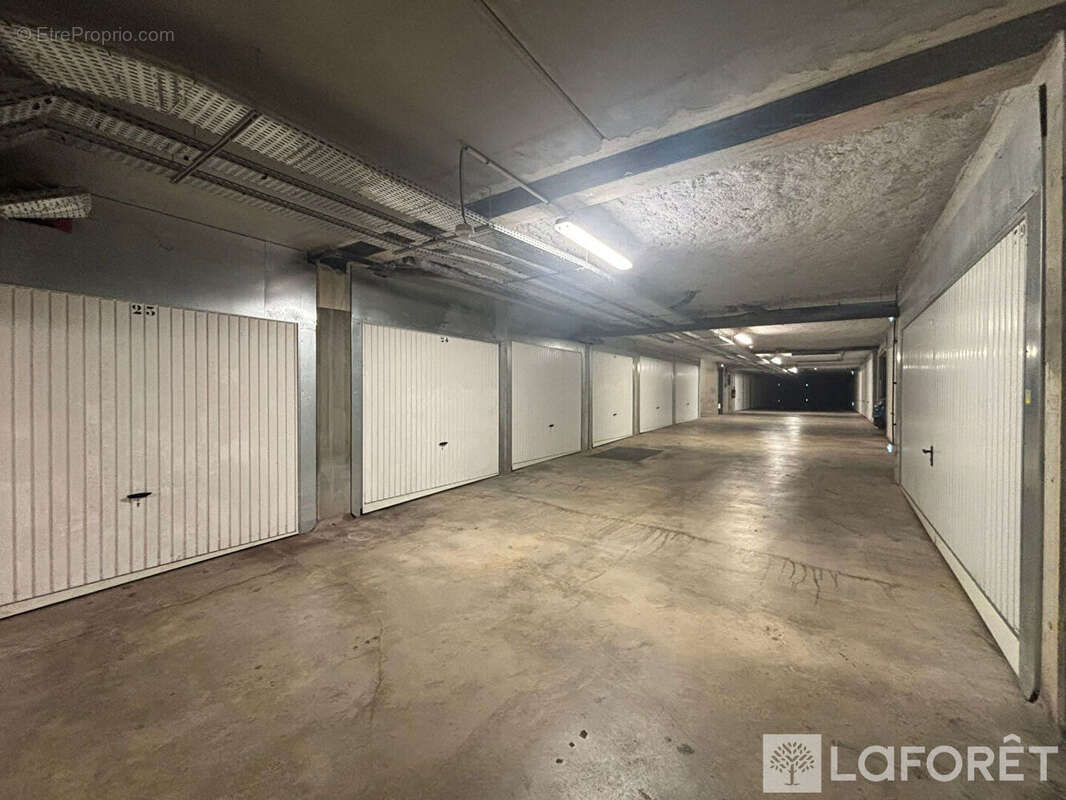 Appartement à PUGET-SUR-ARGENS