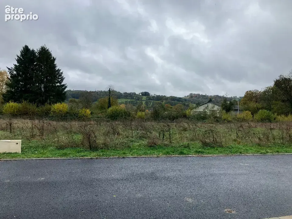 Terrain 745 m² à Giou-De-Mamou  - photo 2