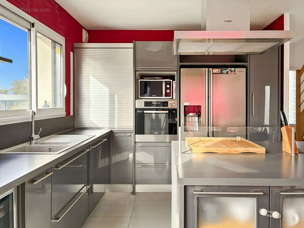 Maison à MEZIERES-SUR-COUESNON