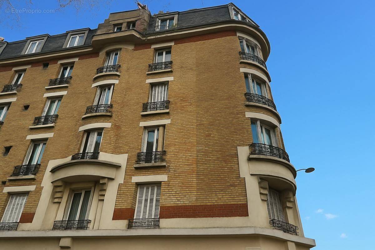 Appartement à GENNEVILLIERS
