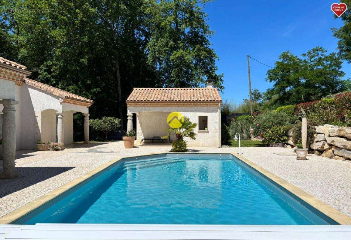 Maison à ABJAT-SUR-BANDIAT