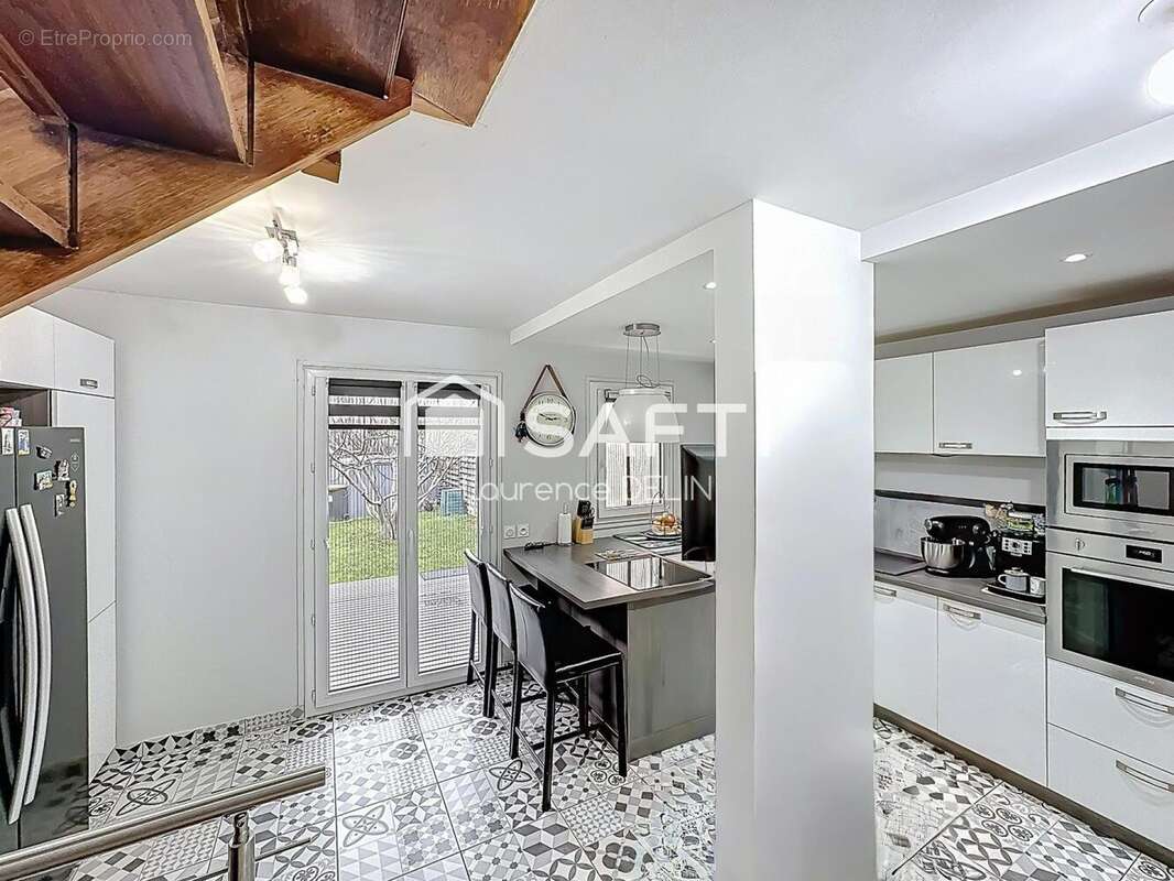 Photo 5 - Maison à JOUY-LE-MOUTIER