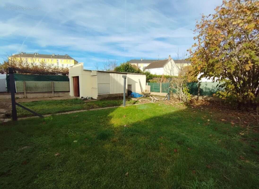 Maison à LUCE