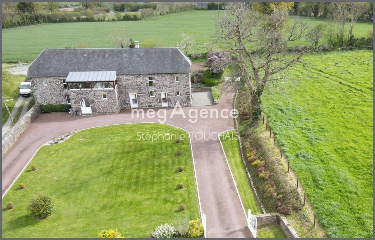 Maison à VILLEDIEU-LES-POELES