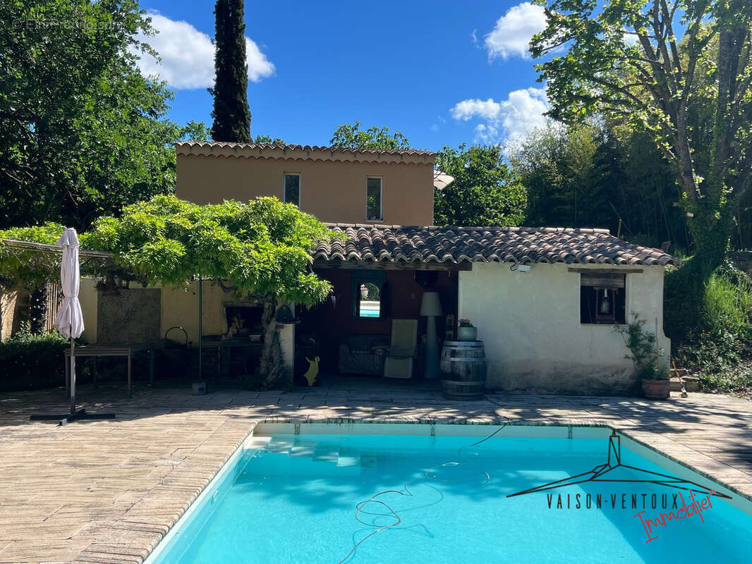 Maison à MIRABEL-AUX-BARONNIES
