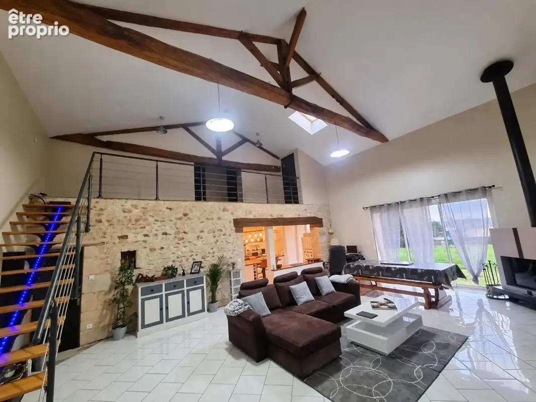 Maison à vendre 6 pièces NANTEUIL (79) - photo 2