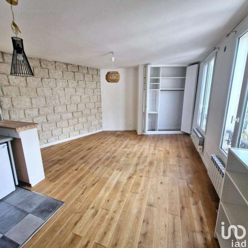 Photo 4 - Appartement à LES LILAS