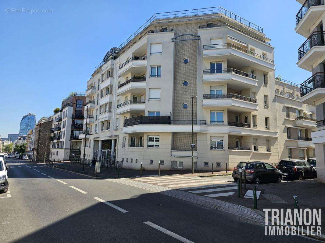 Appartement à SURESNES