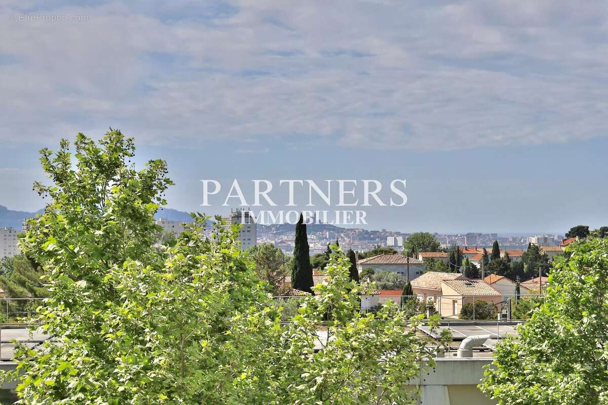 Appartement à MARSEILLE-14E