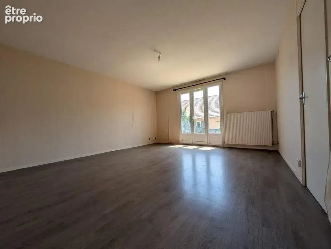 A vendre-montmarault-maison t2-jardin-garage-56.000 €-pas de frais d'agence* - photo 4