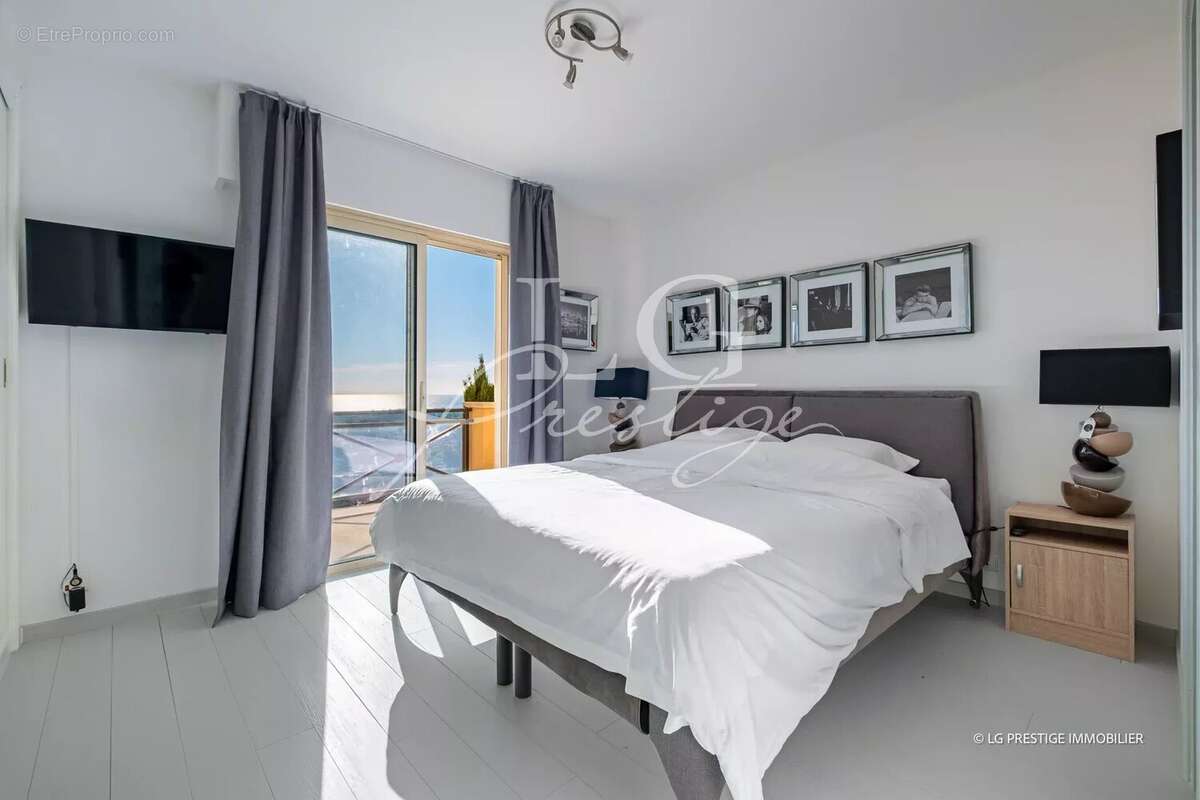 Maison à MANDELIEU-LA-NAPOULE