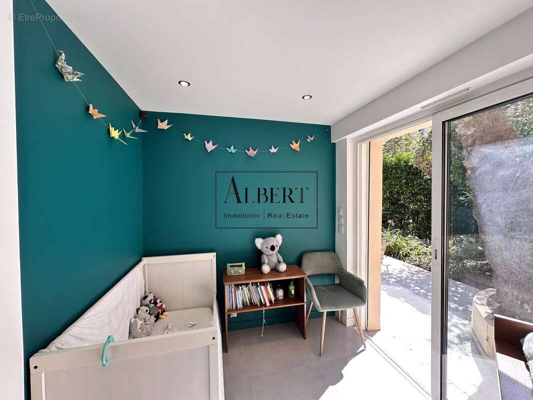 Appartement à LE CANNET