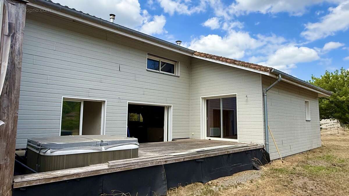 Maison 209 m² à Sore  - photo 2