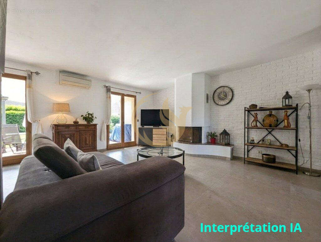 Maison à LONS