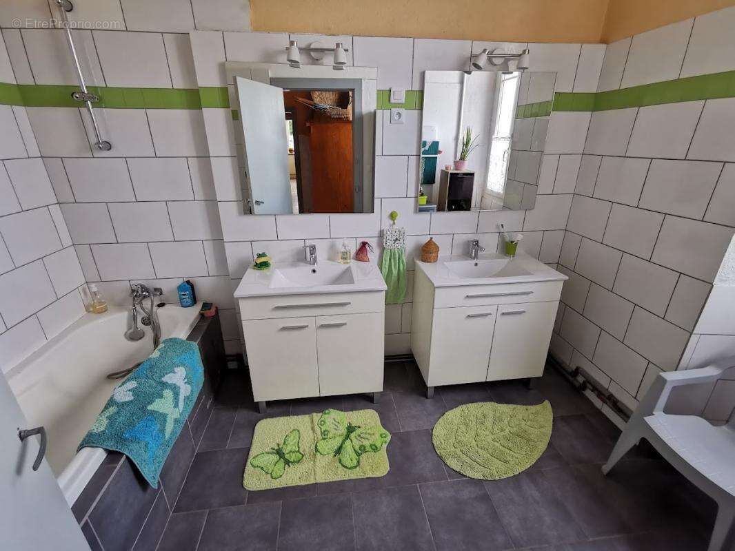 Maison à AIRE-SUR-L'ADOUR