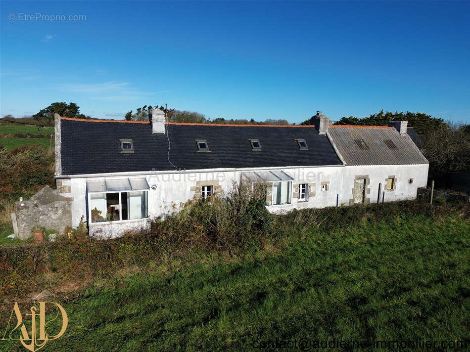 Maison à BEUZEC-CAP-SIZUN