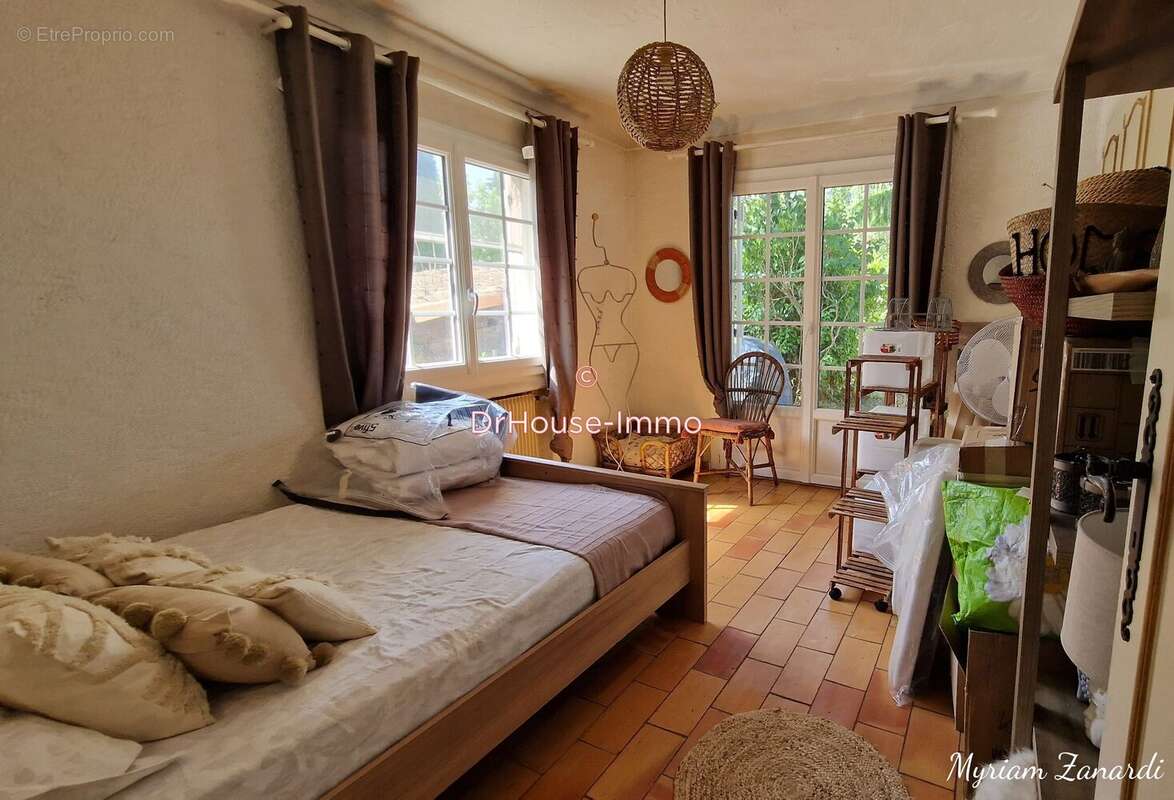 Maison à MOUANS-SARTOUX