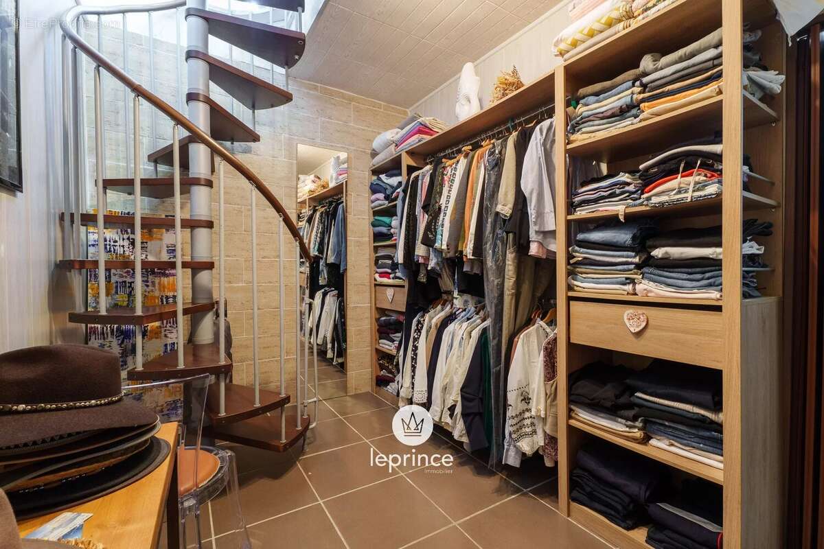 Appartement à VENCE