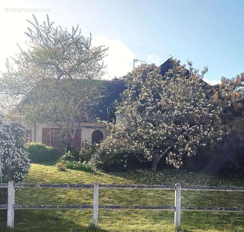 Maison à LE POISLAY