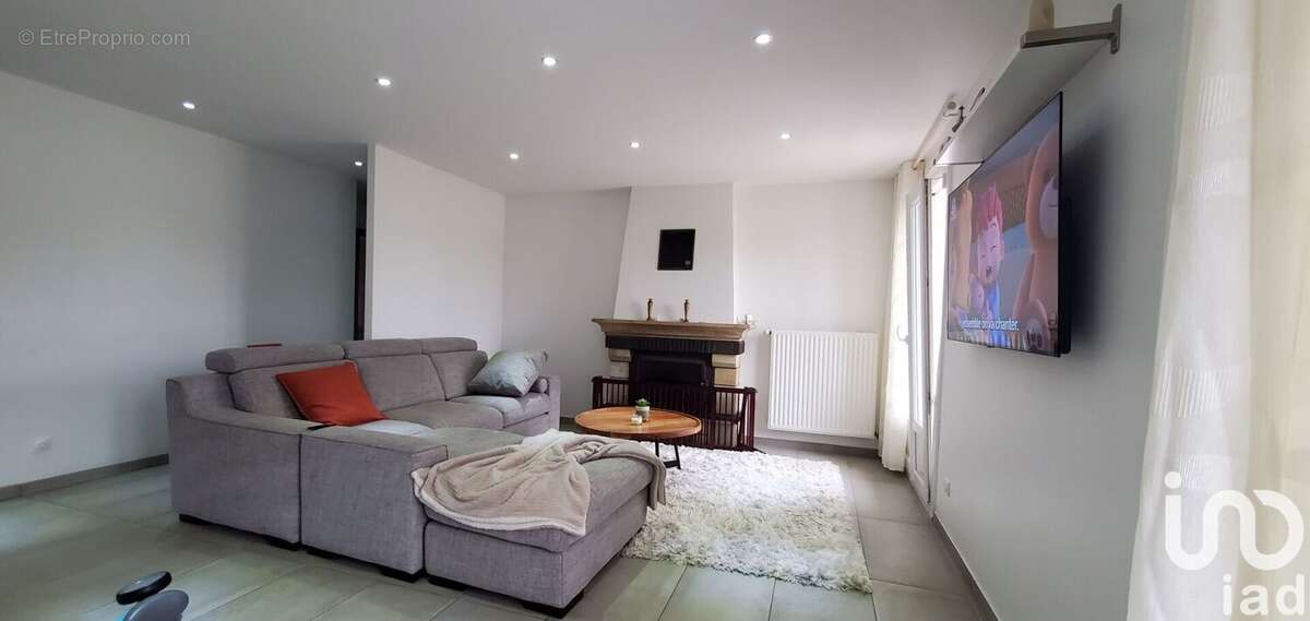 Photo 2 - Maison à MEYZIEU