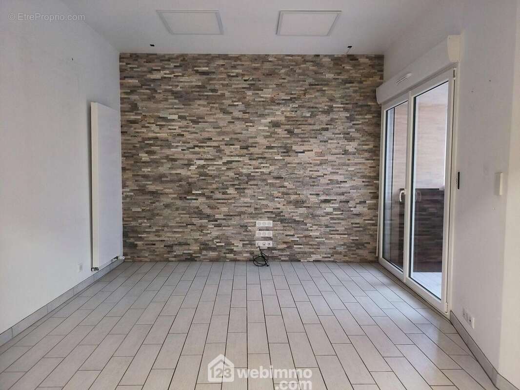 Le salon cosy de 15 m² - Maison à COURCELLES-SUR-VESLES