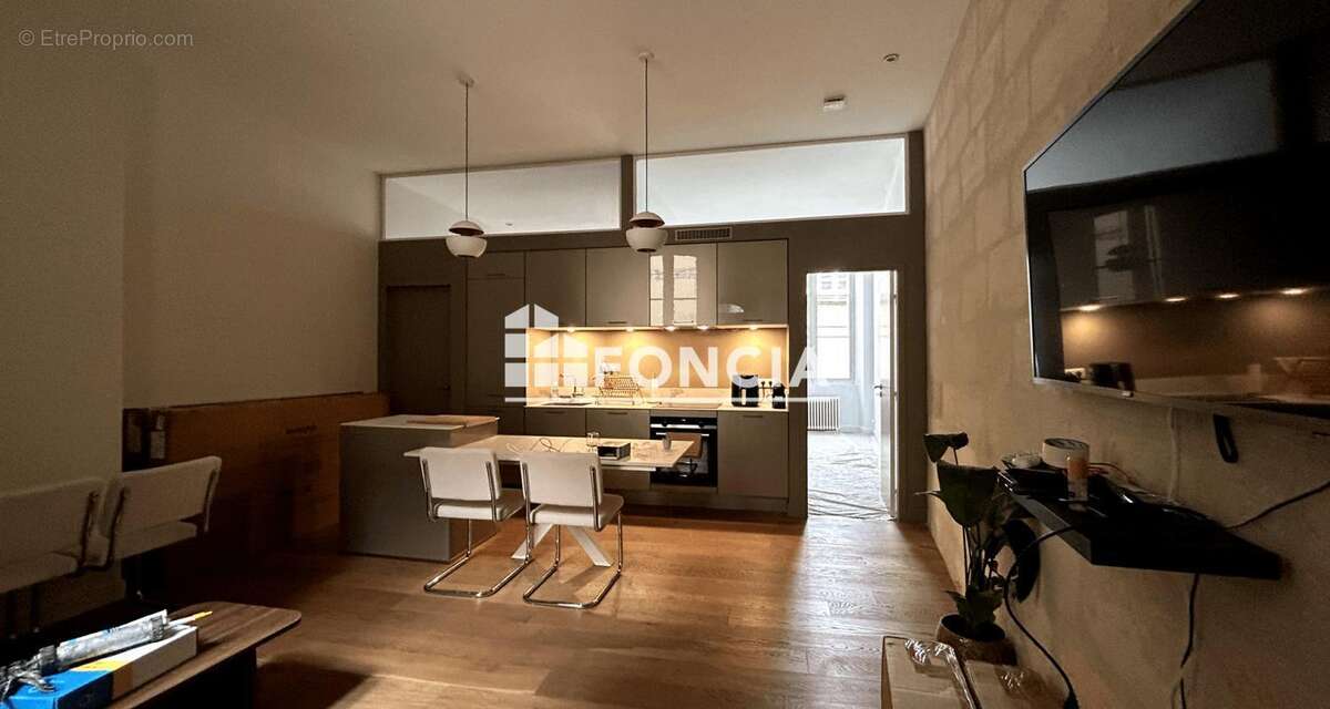 Appartement à BORDEAUX