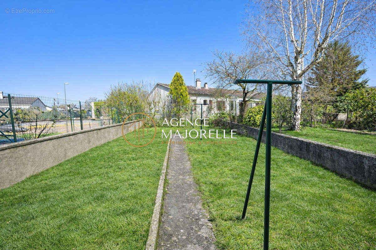 Maison à JARVILLE-LA-MALGRANGE