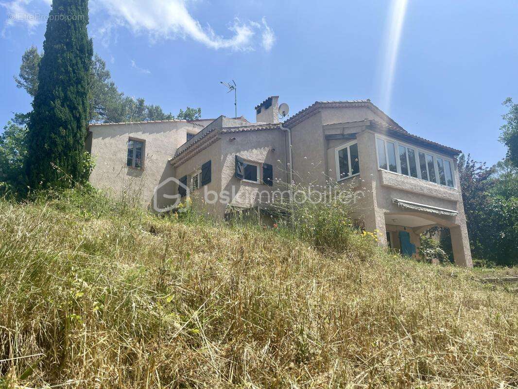 Maison à SAINT-PAUL-EN-FORET