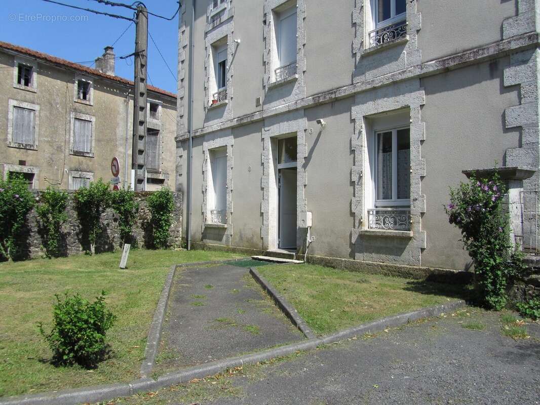 Appartement à SAINT-CLAUD