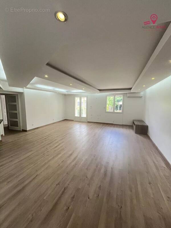 Appartement à VAULX-EN-VELIN