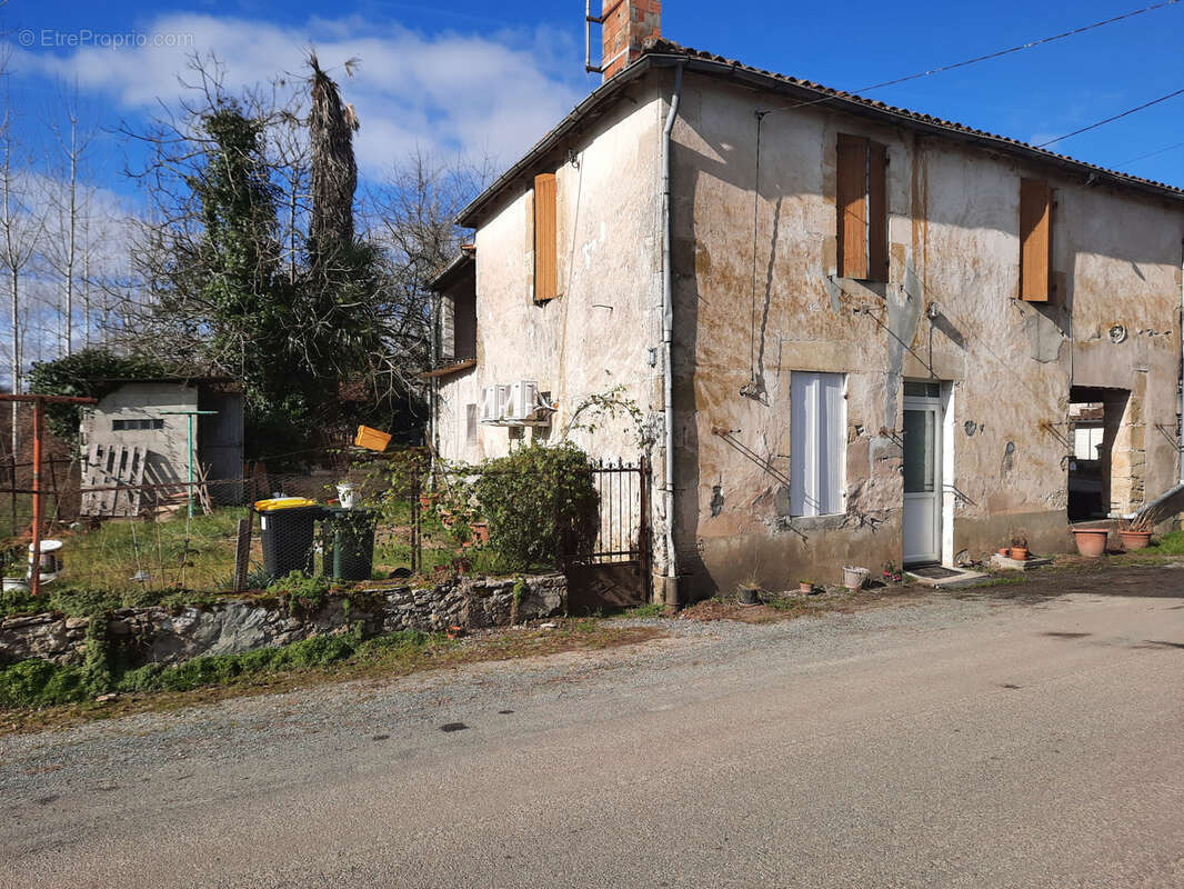 Maison à SAINT-SEVE
