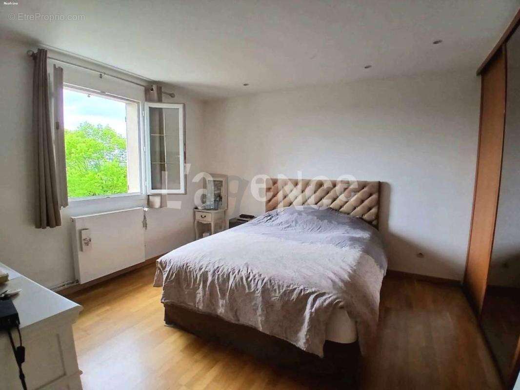 Maison à VILLEVAUDE