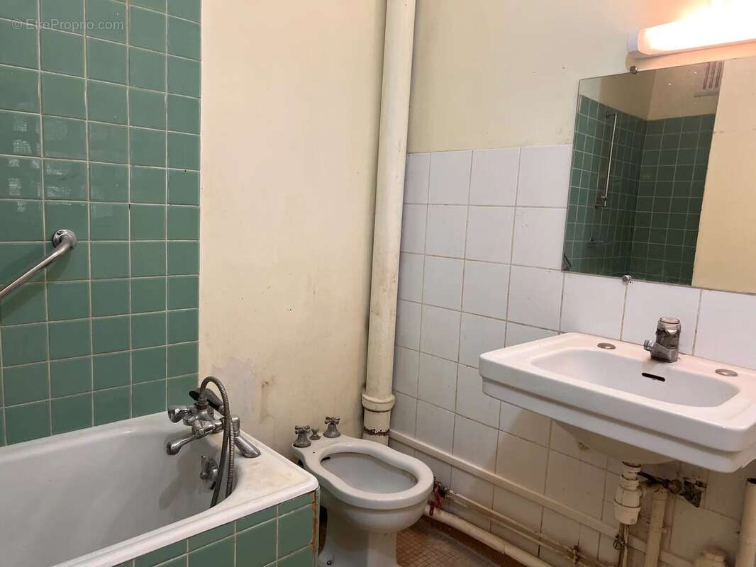 Appartement à PARIS-19E