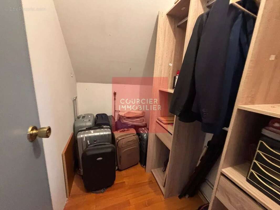 Mesnil saint denis (78) - maison  6 p 132 m2 - photo 14