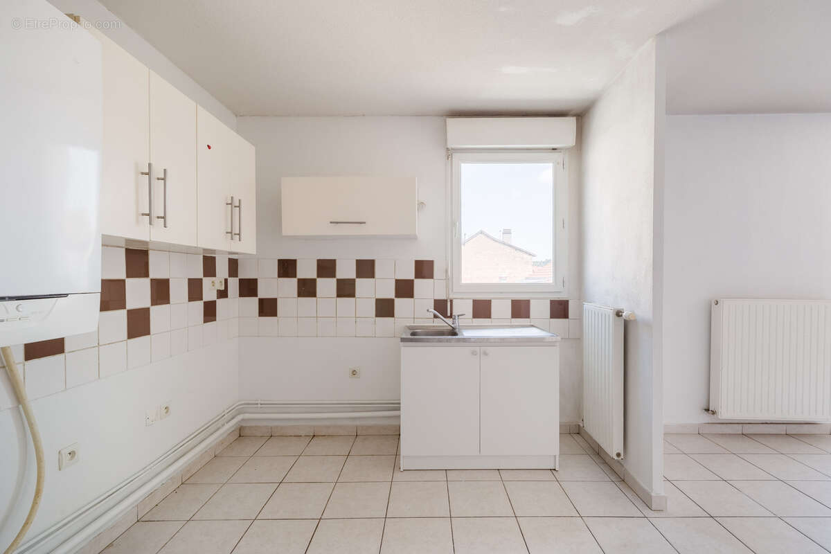 Opportunité : Bel Appartement T3 Coeur de ville - photo 2