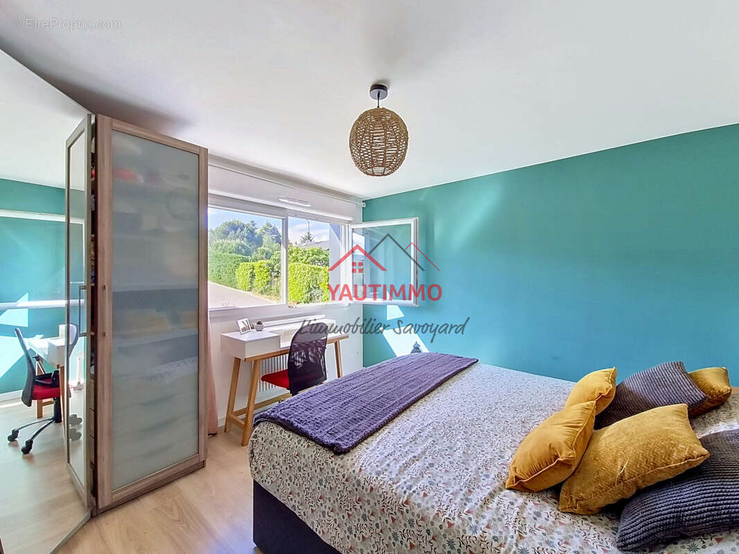 Appartement à VETRAZ-MONTHOUX