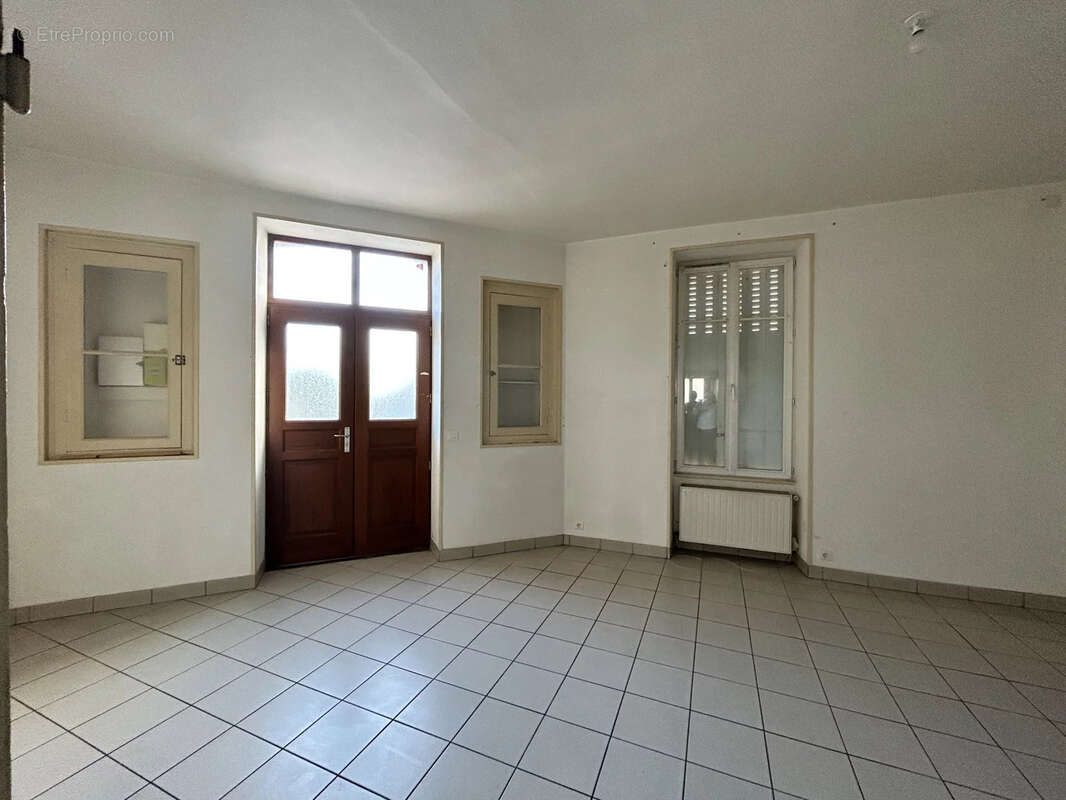 Maison à SAINT-GAULTIER