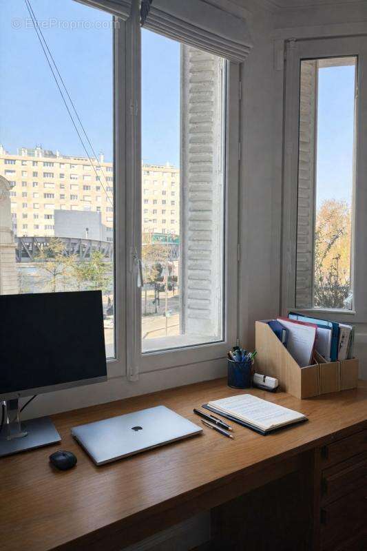 Appartement ancien en parfait état avec balcons, emplacement exceptionnel - photo 6