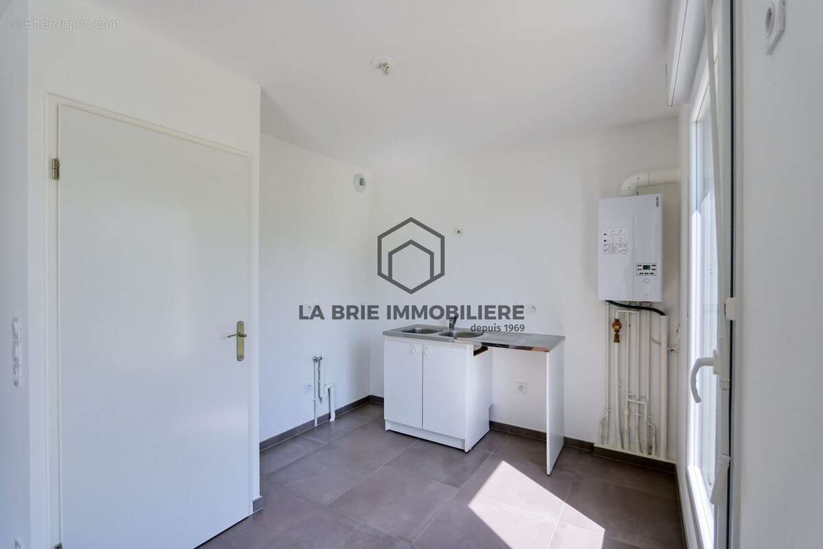Maison 125 m² à Mennecy  - photo 8