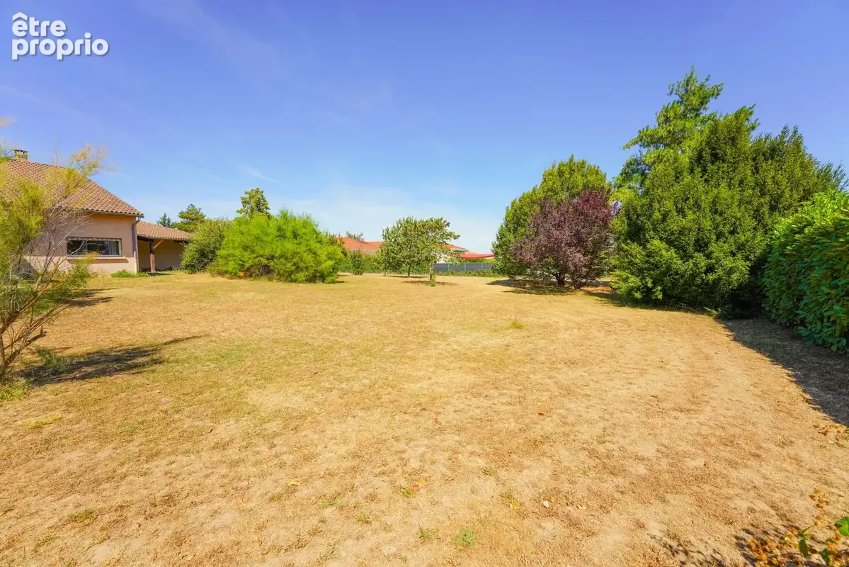 Terrain 700 m² à vendre à Echalas (69700) - photo 3
