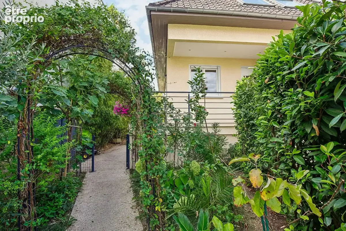 Maison à LE PECQ