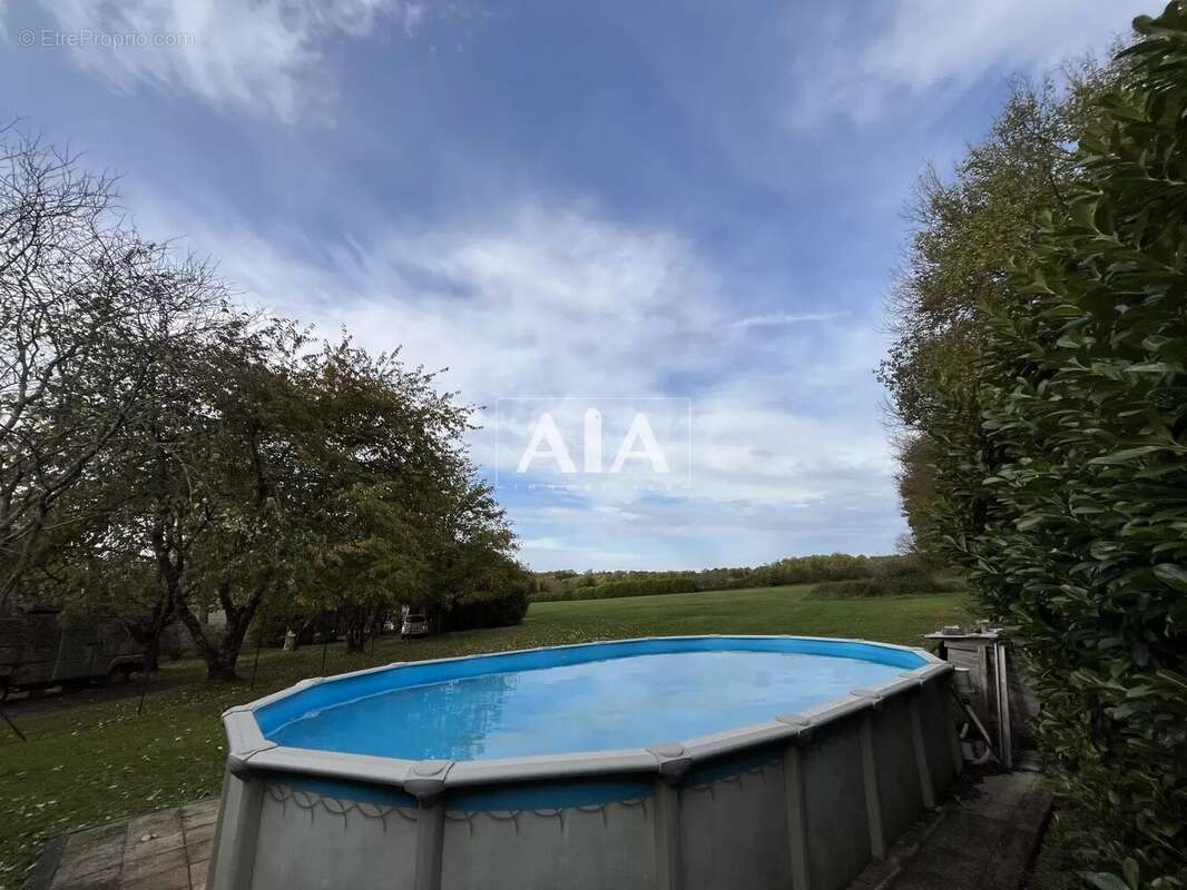 Maison à FONTENILLE