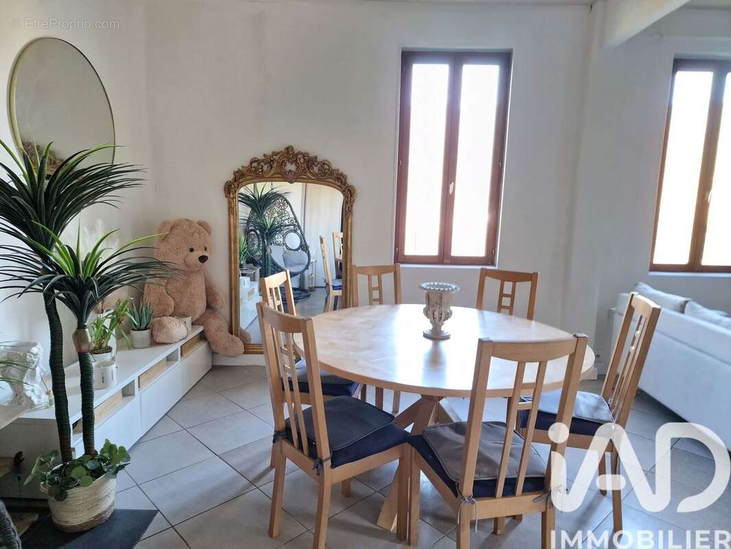 Photo 2 - Maison à AIGUES-VIVES