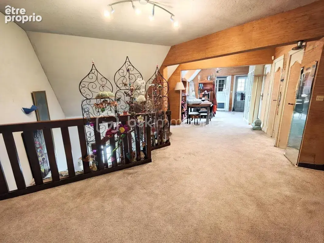Belle maison familiale 5 ch dans un écrin boisé avec vue dégagée - photo 18